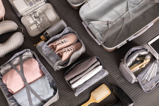 Pochettes de rangement en voyage : gagner de la place et retrouver ses affaires en 10 secondes
