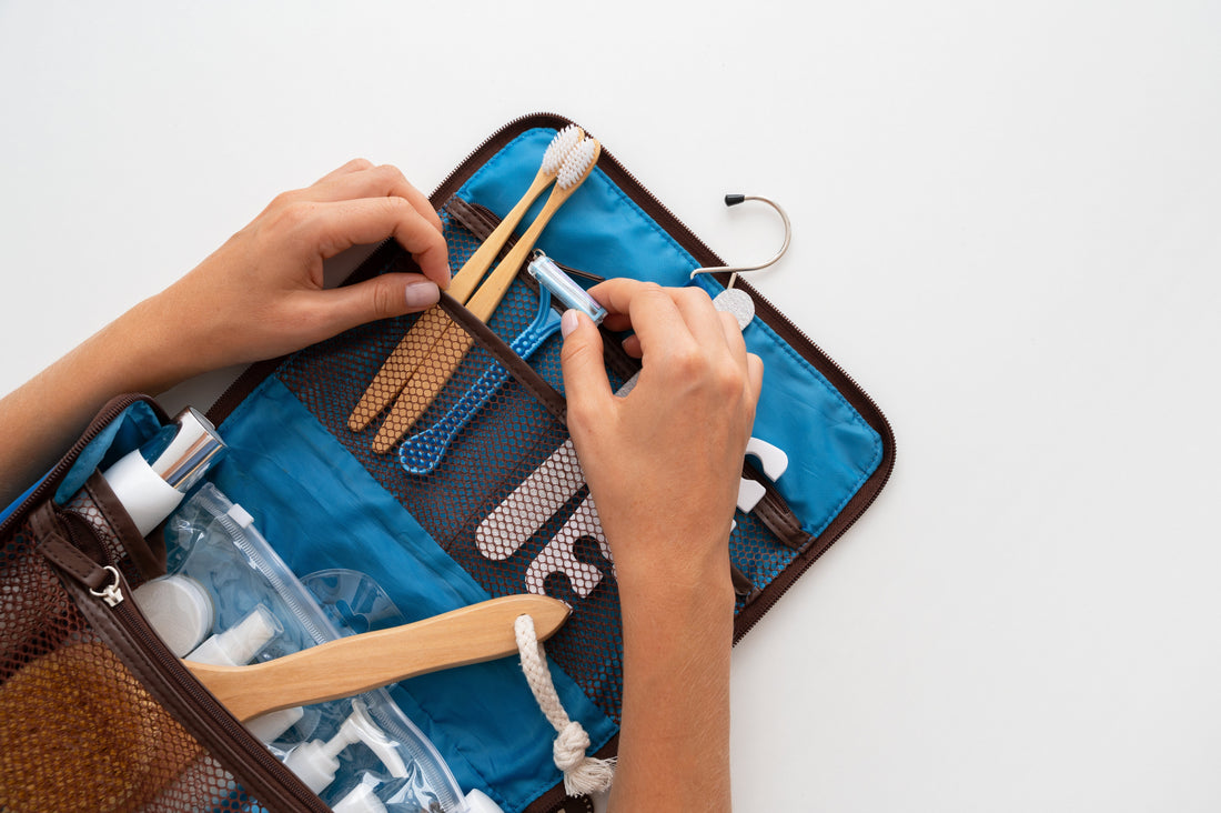 Trousse toilette compacte : l’erreur qui fait gonfler le sac (et comment l’éviter)